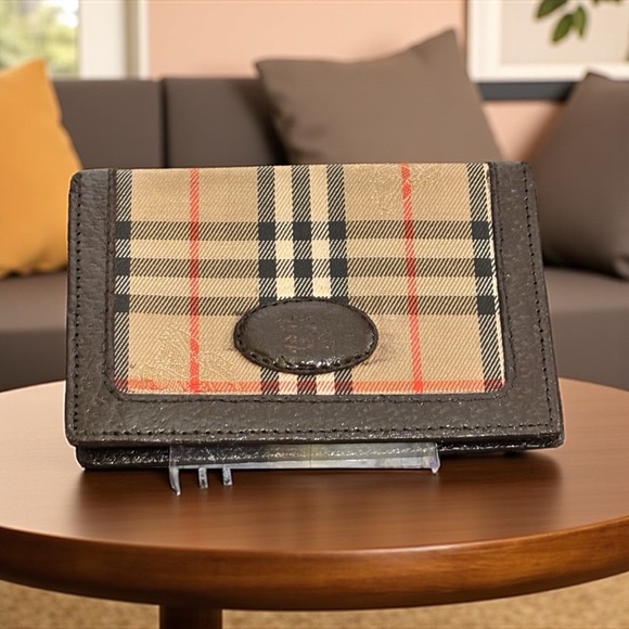Vintage Burberry’s London Nova Check Card Holder  – Pre-Burberry Era - Picture 1 of 9